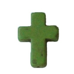 Kruis Howlite dyed Groen. Rijggat middendoor. 21x30mm.