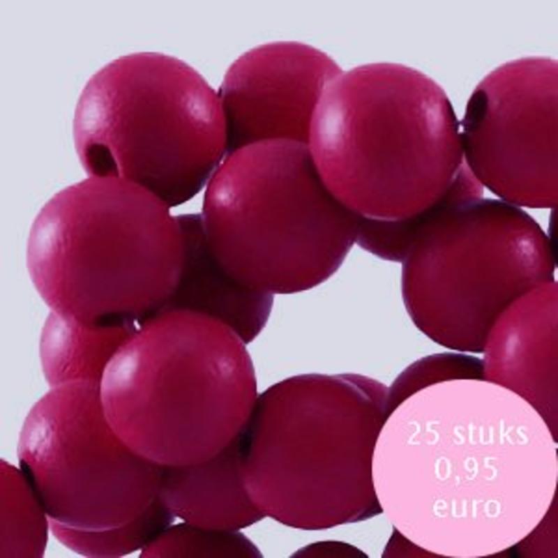 Houten kraal. 8mm. Fuchsia Red.