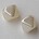 Glasparel. 6mm. Pyramide. Creme.Tsjechisch.