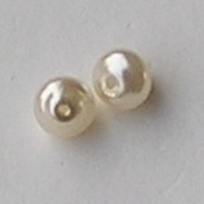 Glasparel. 6mm. Fantasievormig. Creme.Tsjechisch.