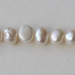 Zoetwaterparel. Barok. White. ca. 8