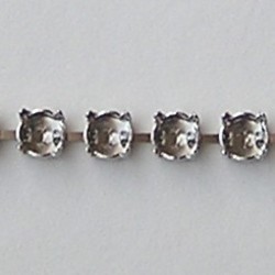 Armband Kastjes. Zilverkleurig. voor ss39 Swarovskisteen. Hoogwaardige kwaliteit. 1 kastje=1cm. per kastje.