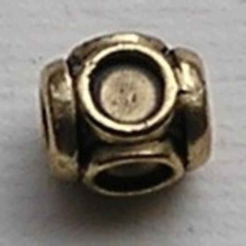 Kubus. 6x8mm. Voor plaksteen 4mm. Goudkleurig