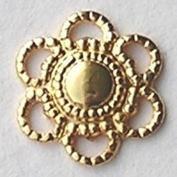 Ornamentje Brass. Bloemetje. 12mm. Goudkleurig.