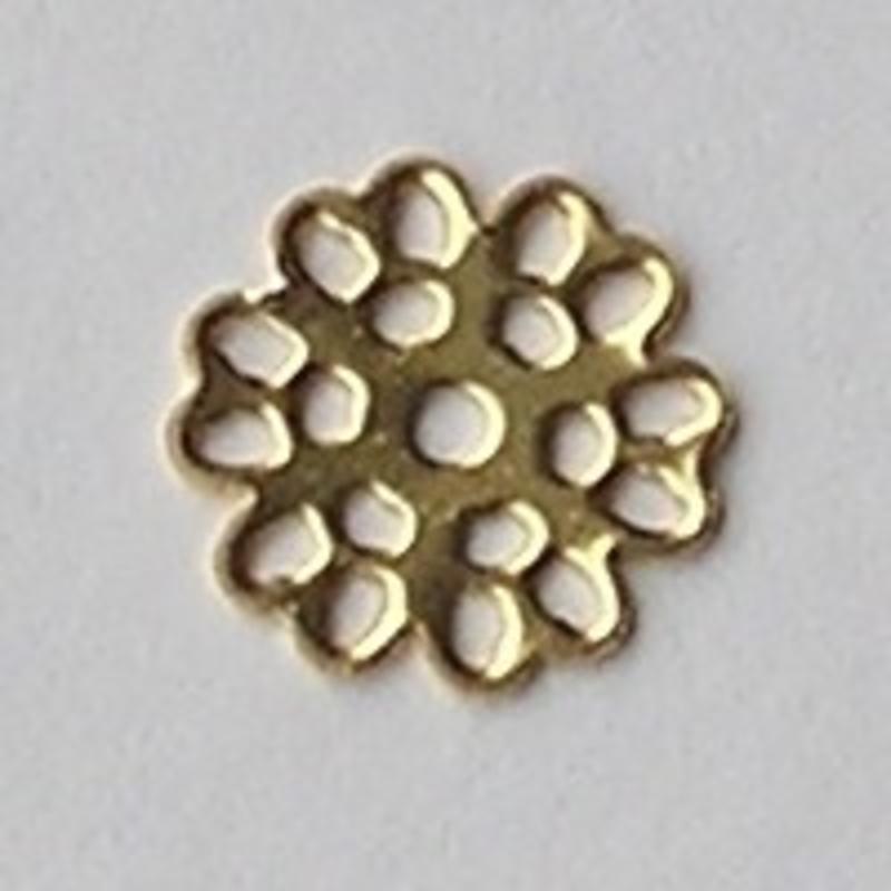 Filligrain plaatje. Gaatje in het midden. Goudkleurig. 15mm. Brass.