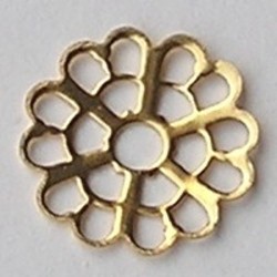 Filligrain plaatje. Gaatje in het midden. Goudkleurig. 18mm. Brass. Per stuk voor.