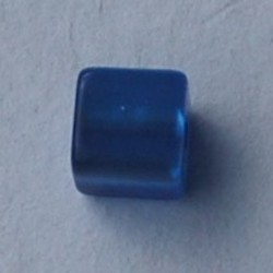 Polaris Bead Square. Shiny 8x8mm. Sapphire.