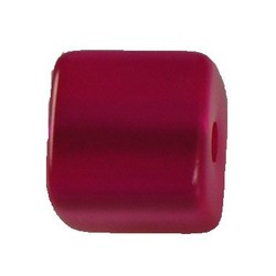 Polariskraal Vierkant. Shiny 8x8mm. Fuchsia.