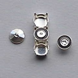 Ornamentje. Zwart. 7,1mm. voor Kastje/Verdeler en Bling Things. Per stuk