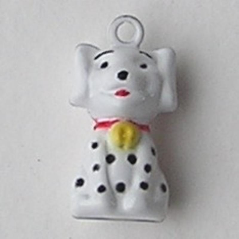 Hangertje Gestippeld hondje Zwart/Wit. (belletje) 14x22mm.