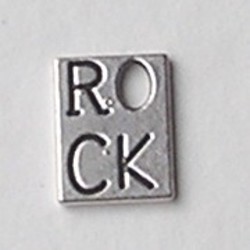 Bedel met tekst rock. 14x19mm. Plat rechthoekig. Oudzilverkleurig.