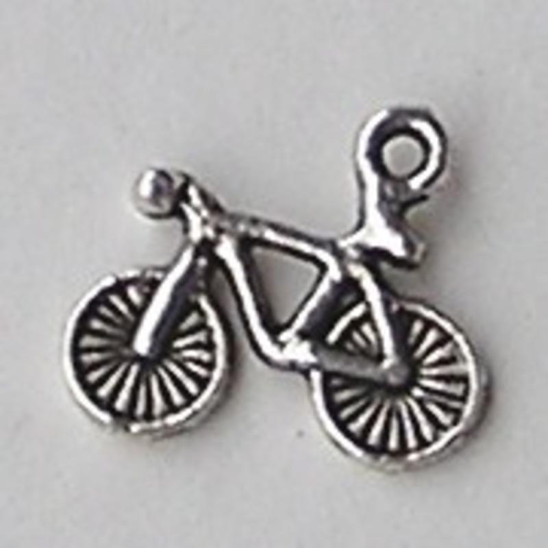 Bedeltje Racefiets. 14x16mm. Oudzilverkleurig. Per stuk voor.