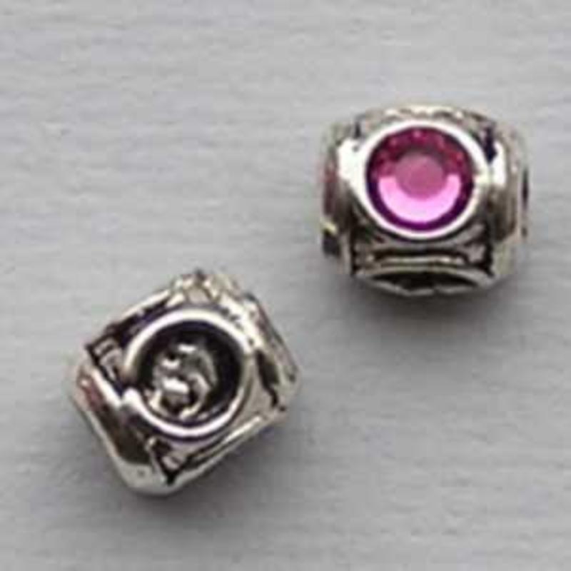 Kubus. 6x8mm. Voor plaksteen 4mm. Zilverkleurig