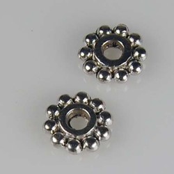 Metalen bewerkte spacer. 7mm.