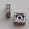 Squadrelle. 7x7mm. Zilverkleurig met Crystal Strass.