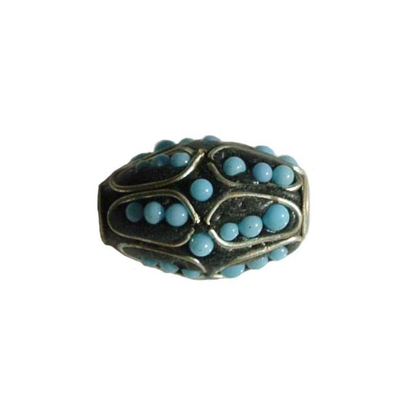 Kashmiribead 13x20mm. Schwarz und blau mit großen Loch. Oval