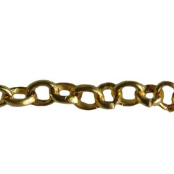Gold-colored chain. 4x3,5mm. 1 meter