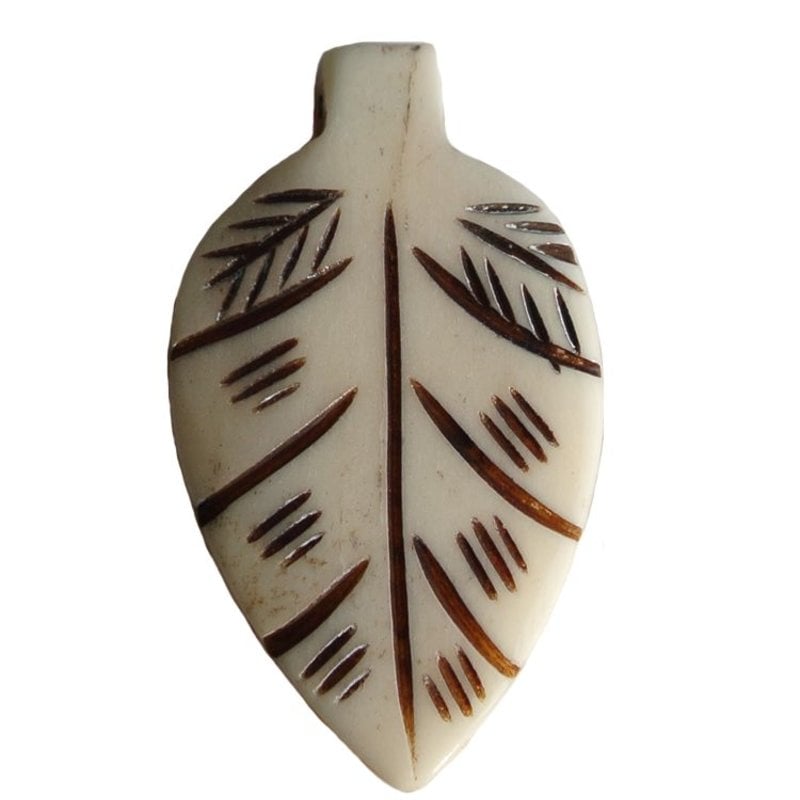 Leaf-shaped pendant made of bone 33x57mm.