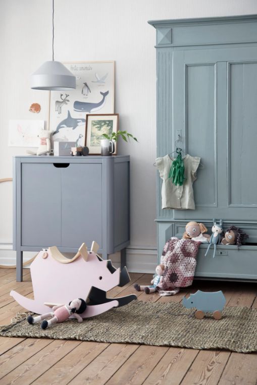 sebra changing table