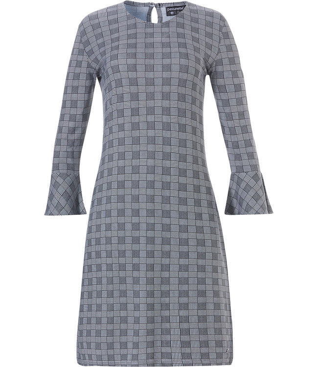 3/4 sleeve home dress with stylish 'Prince of Wales check'