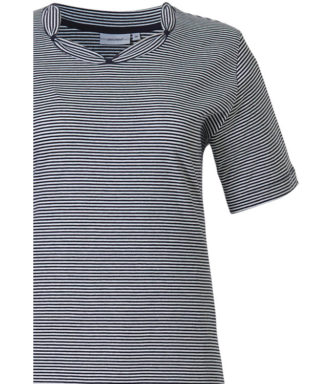 donkerblauwe katoenen dames pyjama 'fine stripes & pretty neckline'