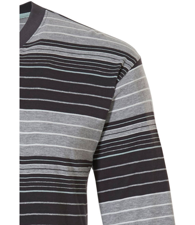 moderne, grijs gestreepte heren pyjama top met lange mouwen met boord