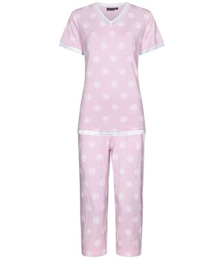 Pastunette Deluxe dames pyjama met v-hals, korte mouwen en capri broek 'pretty pink & lace'