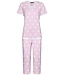 Pastunette Deluxe dames pyjama met v-hals, korte mouwen en capri broek 'pretty pink & lace'