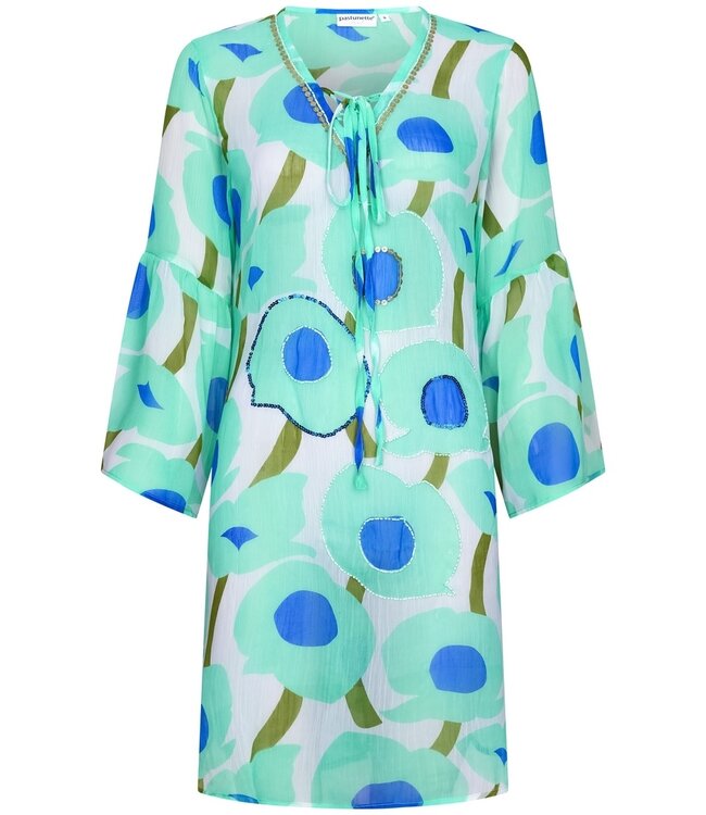 Pastunette Beach lichtgewicht, transparant, strandshirt met uitlopende mouw 'beach blue blooms'