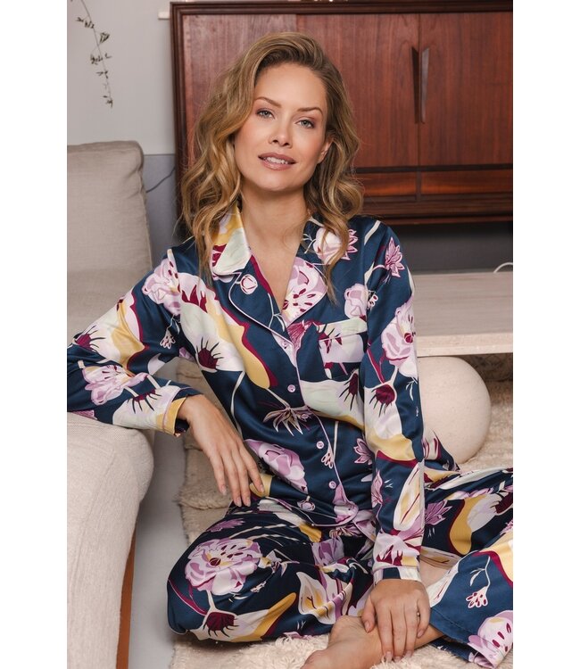Pastunette Premium long sleeve full button cotton satin mix pyjama 'flower bloom'