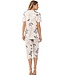 luxe damespyjama met korte mouwen en 3/4e broek 'dotted leafs'