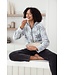 Dames huispak met ritssluiting van flanel-fleece reliëfstof 'silver snowflakes'