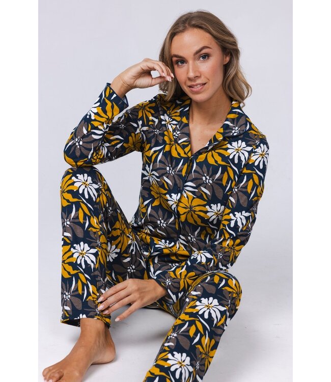 Dames pyjama met lange mouwen en knoopjes van katoen-modal 'forest flowers'