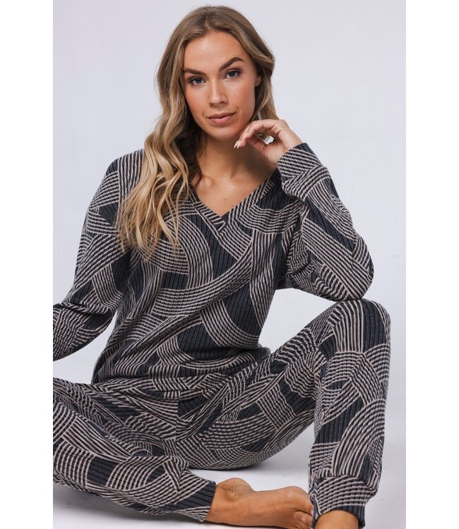 ladies wide v-neck luxury lounge pyjama set 'abstract art'