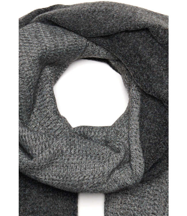 warm, one size dark grey scarf with tassels 'winter warm'