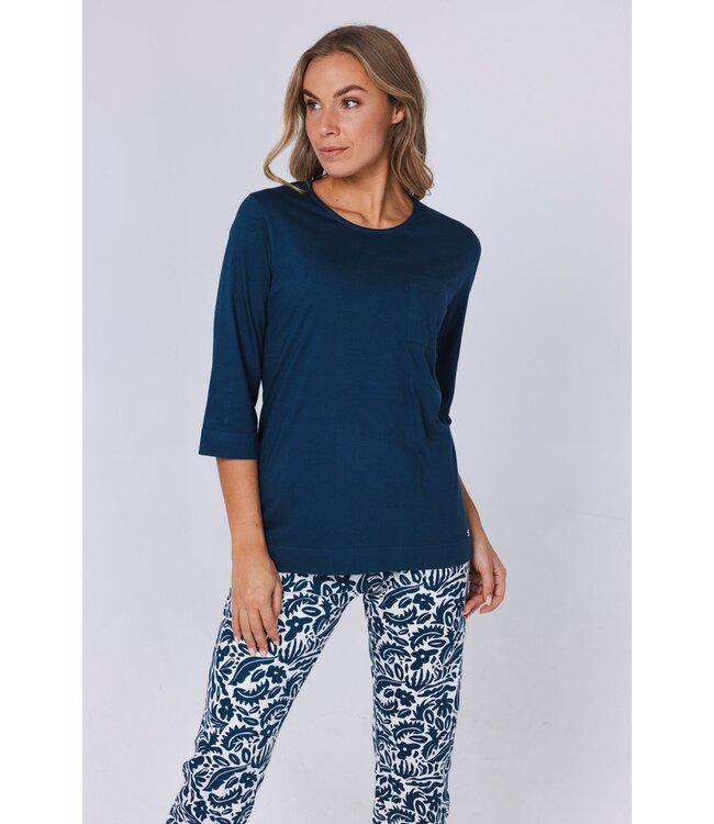 Bio-katoenen dames pyjama met 3/4e lange broek ‘arty leafs’