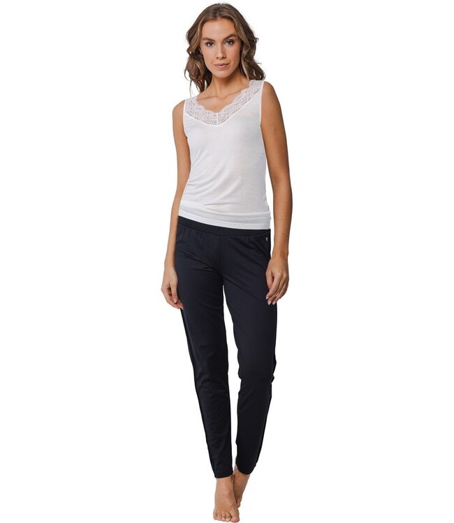 ecru, mouwloos hemd met v-hals met kant