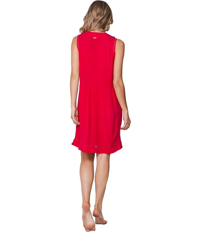 red sleeveless v neck beachdress with pretty detailing chic beach