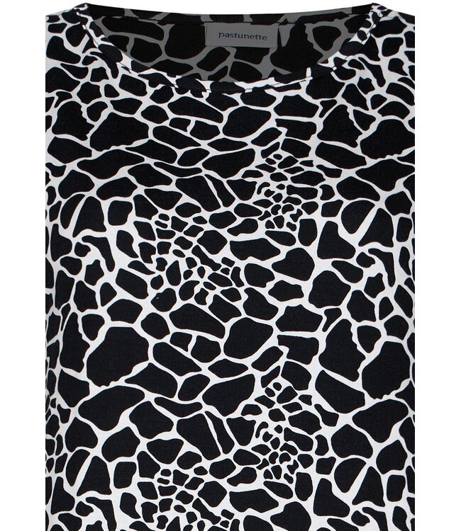 zwarte strandjurk met kapmouw en strikdetail pebble beach