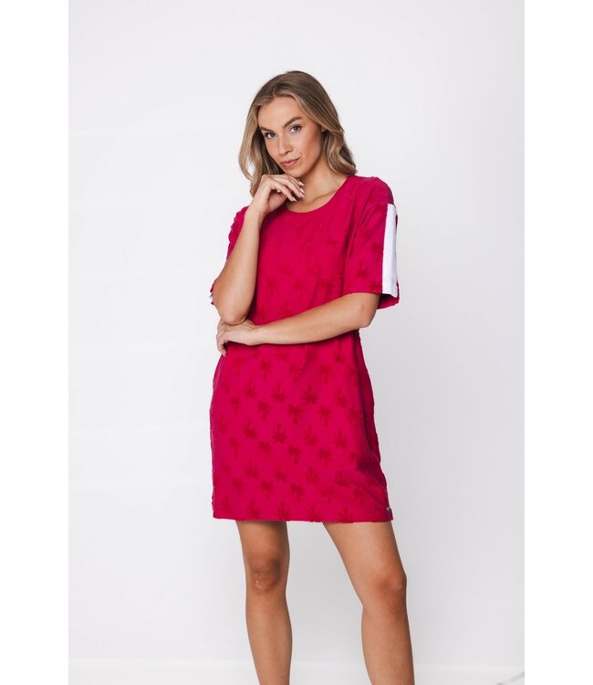 framboos roze embossed badstof strandjurk chic sporty palm