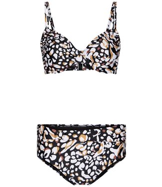 Pastunette Beach underwired bikini set with adjustable straps sandy beach