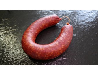 Rinderwurst im Ring frisch geräuchert