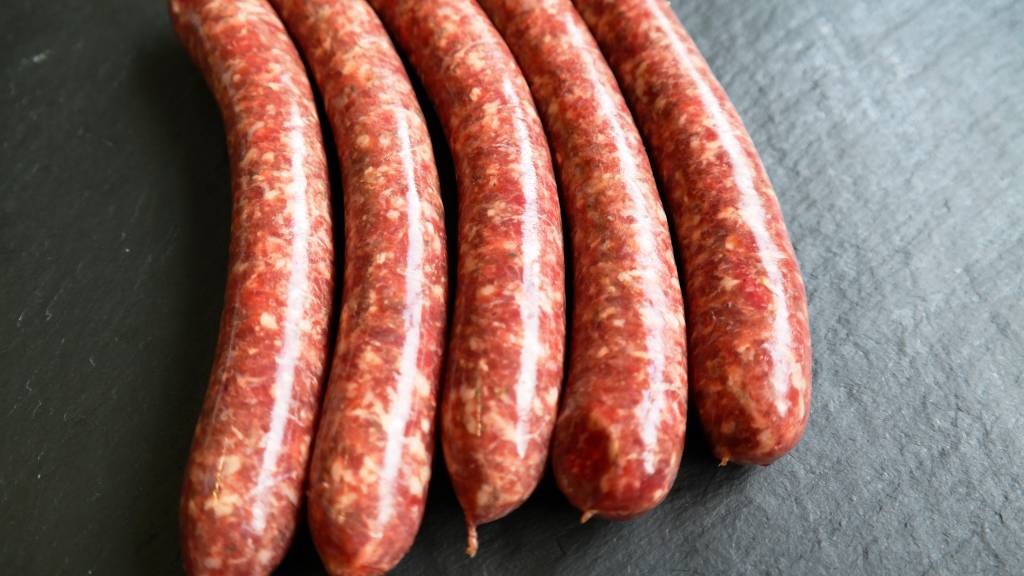 OCHSENGRILLER / RINDERBRATWURST