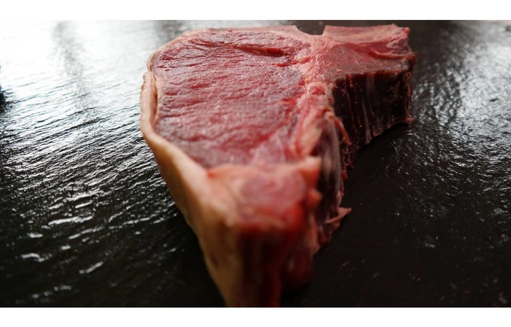 T BONE STEAK / DRY AGED / VON DER FÄRSE