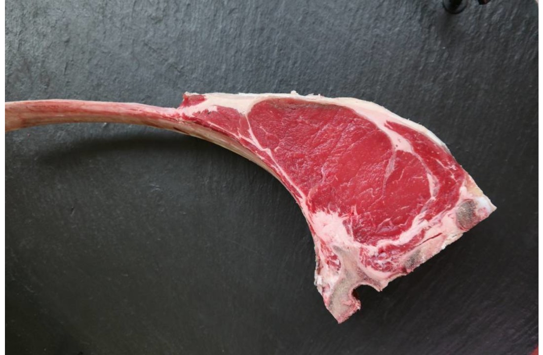 Tomahawk Steak Dry Aged Hier Online Kaufen Bestellen Sippel Beef