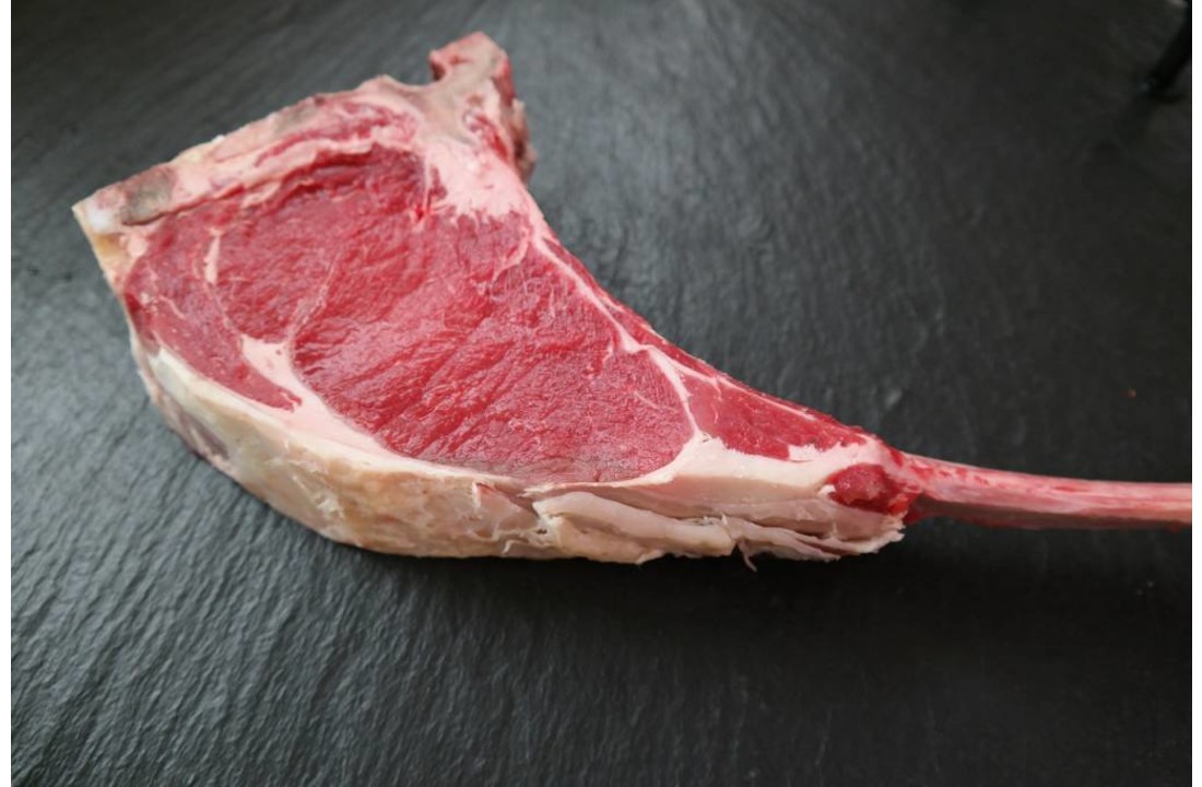 Tomahawk Steak Dry Aged Hier Online Kaufen Bestellen Sippel Beef