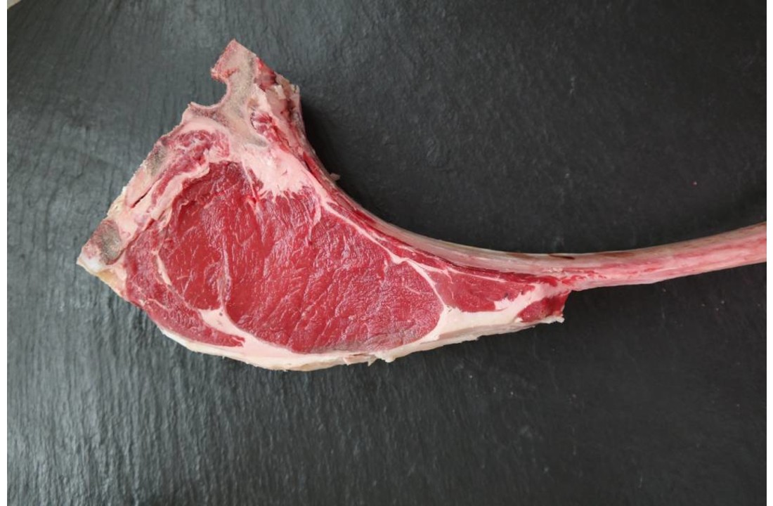 Tomahawk Steak Dry Aged Hier Online Kaufen Bestellen Sippel Beef