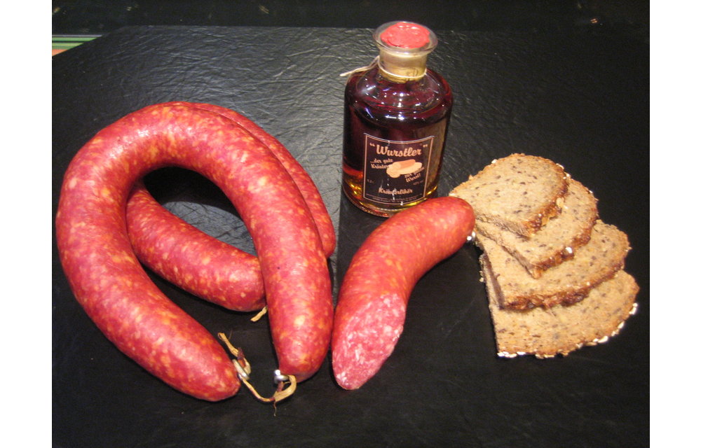 Rinderwurst im Ring frisch geräuchert