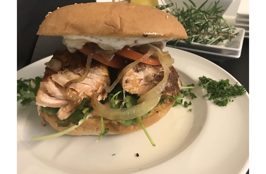 LACHS | BURGER