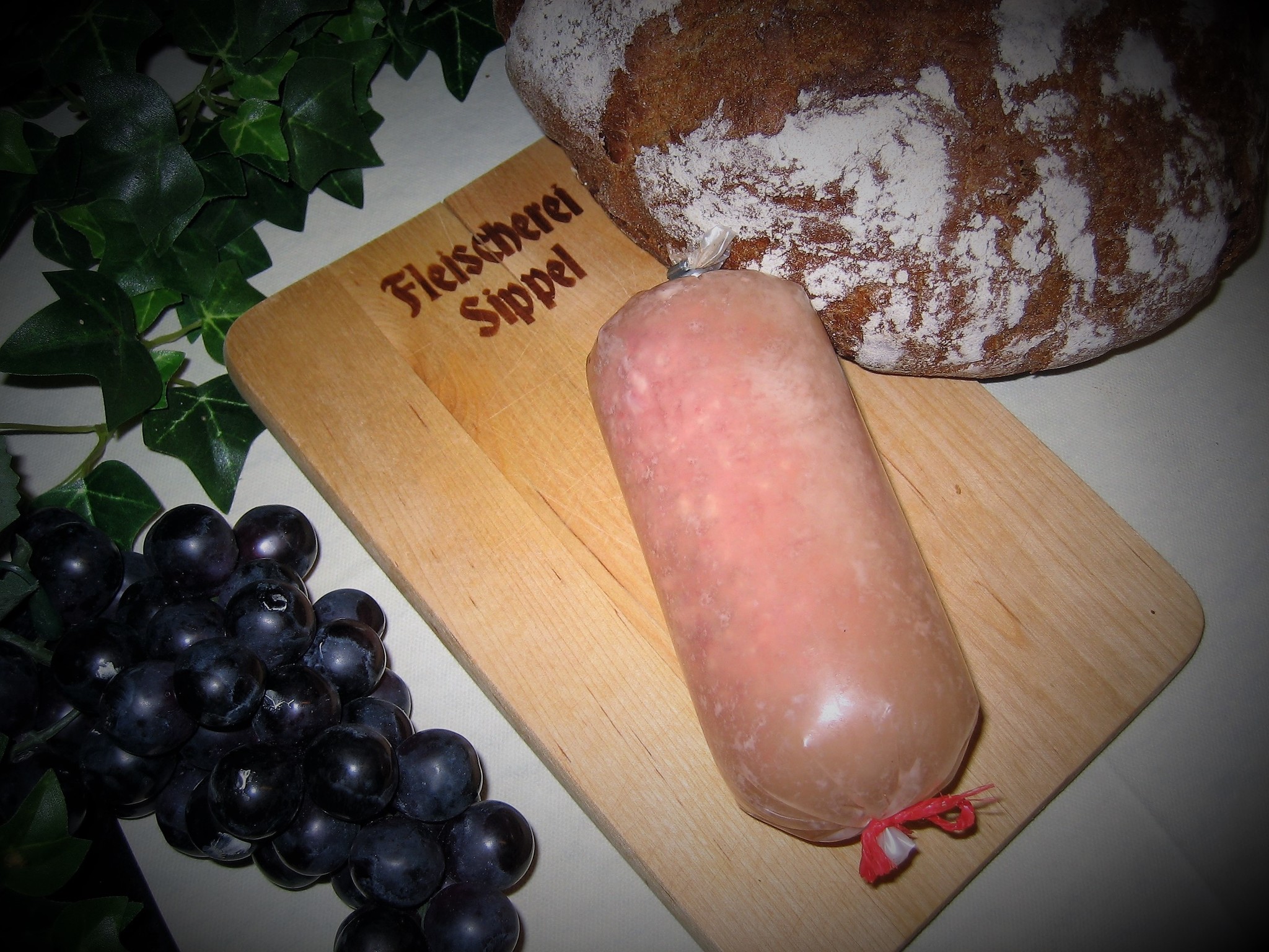 METTWURST GEKOCHT IM GELEE